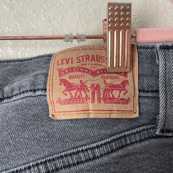Levis Jeans Womens Size 31 Gray High Waisted Mom Denim Cropped Tapered Grunge - Picture 9 of 13